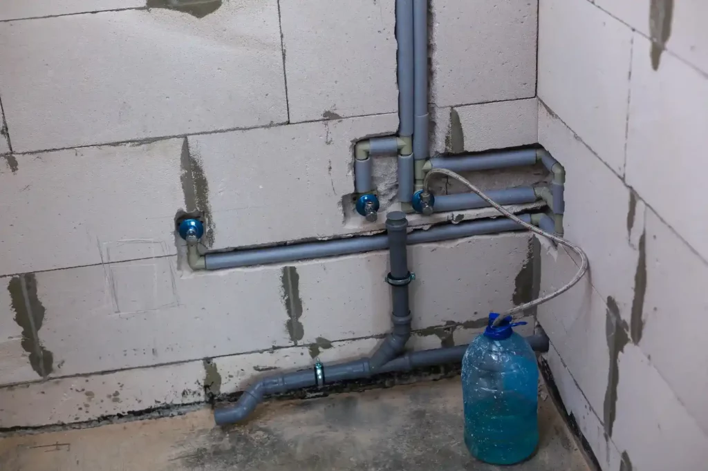 Rohrbruch durch falsche Installation schnell und sicher beheben lassen – Elmshorn